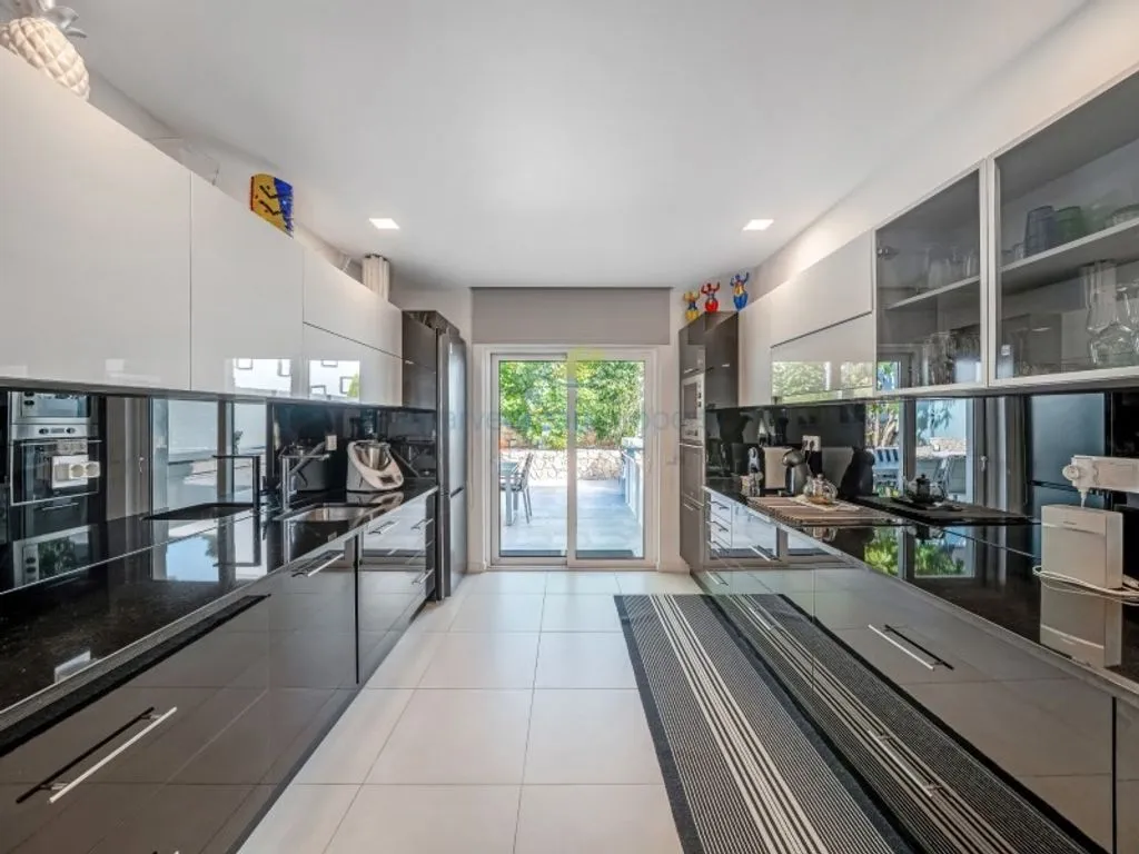 Cuisine - Luxury Semidetached House with Pool in Albufeira