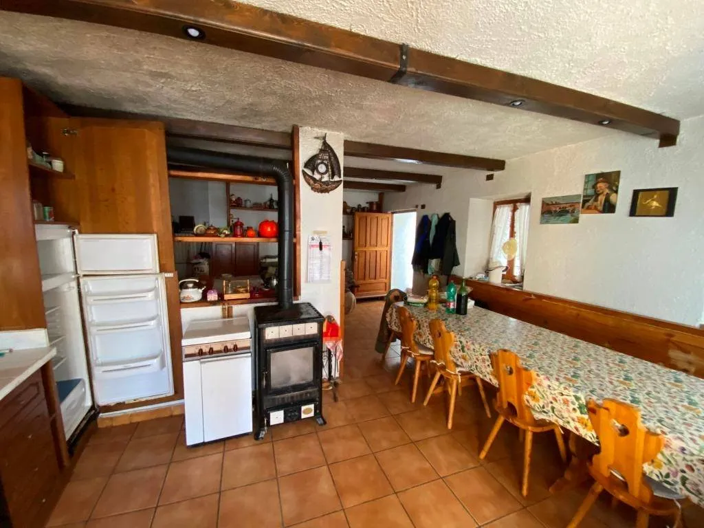 Söögituba - Panoramic Villa with Garden in Roure