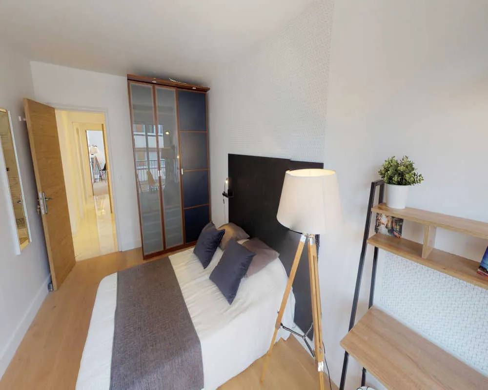 Chambres - Chambre Meublée à Saint Lambert, Paris
