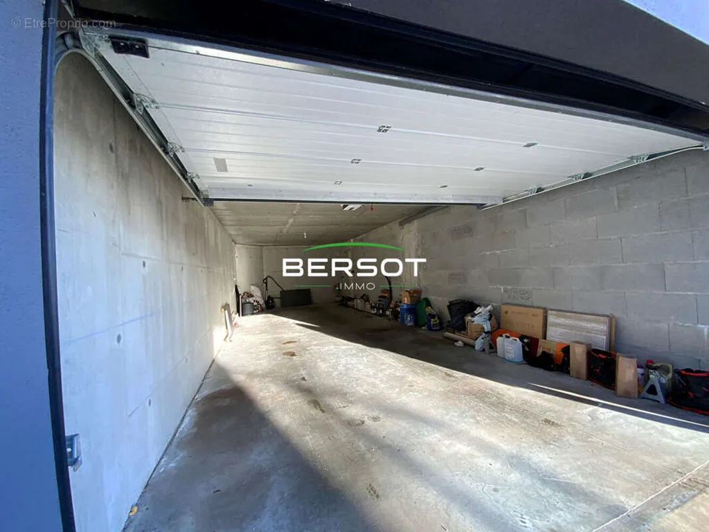 garage