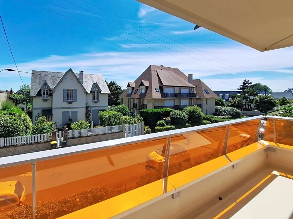 Rõdu - Apartment with Balcony in Cabourg