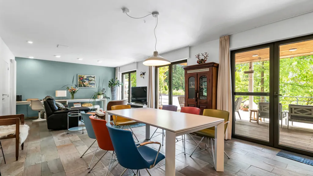 Salle à manger - Appartement avec Jardin et Terrasse à Genk