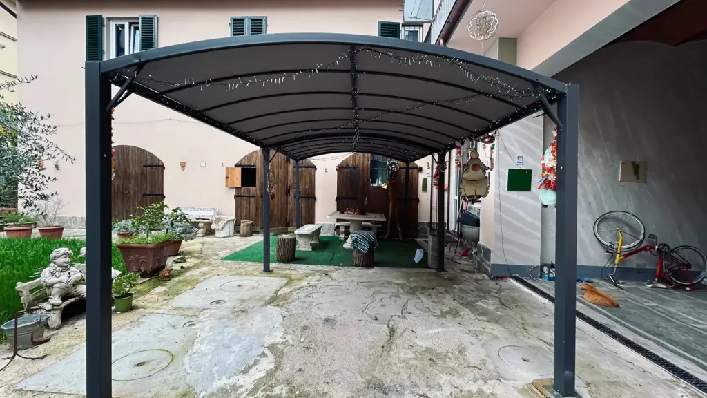 Exterior - Historic Villa with Garden in Florence