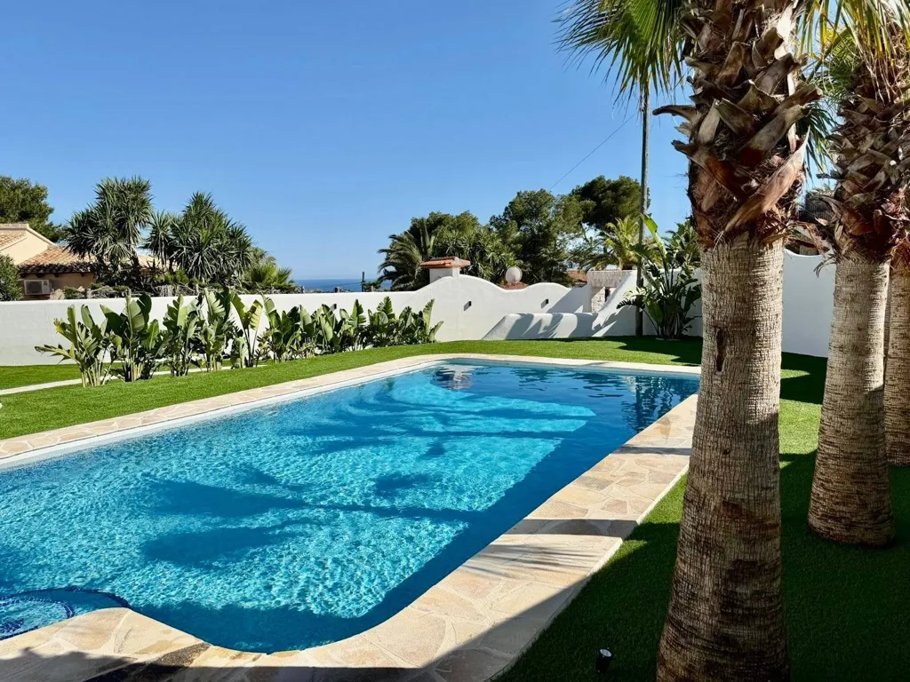 Piscine - Modern Villa with Sea View in Jávea