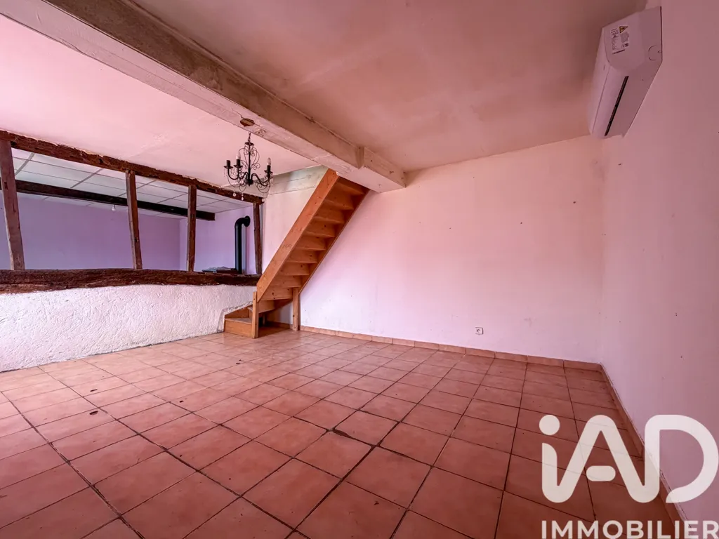 Rooms - Longère to Renovate in Normandy Countryside
