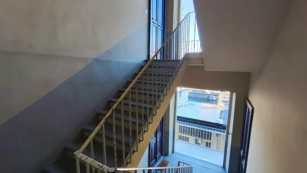 Pièces - Brightly Laid-out Flat with Balcony in Moncalieri