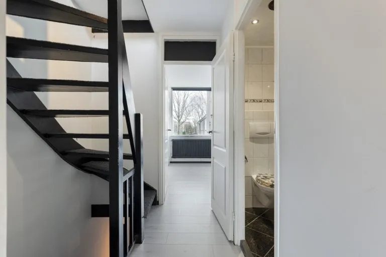 Pièces - Semi-detached House with Rooftop Terrace in Hardenberg