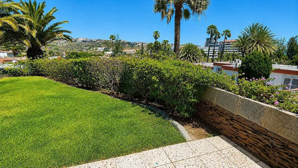 Jardin - Bungalow with Pool and Terrace in Rocas Rojas