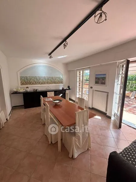 Söögituba - Quadrilocale with Private Garden in Avellino