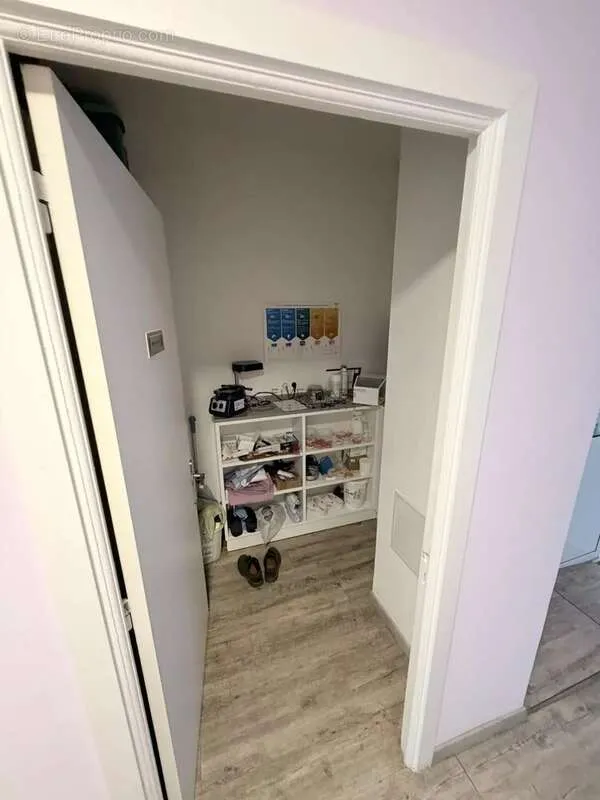 Toad - Luxury Apartment with Business Potential in Nice