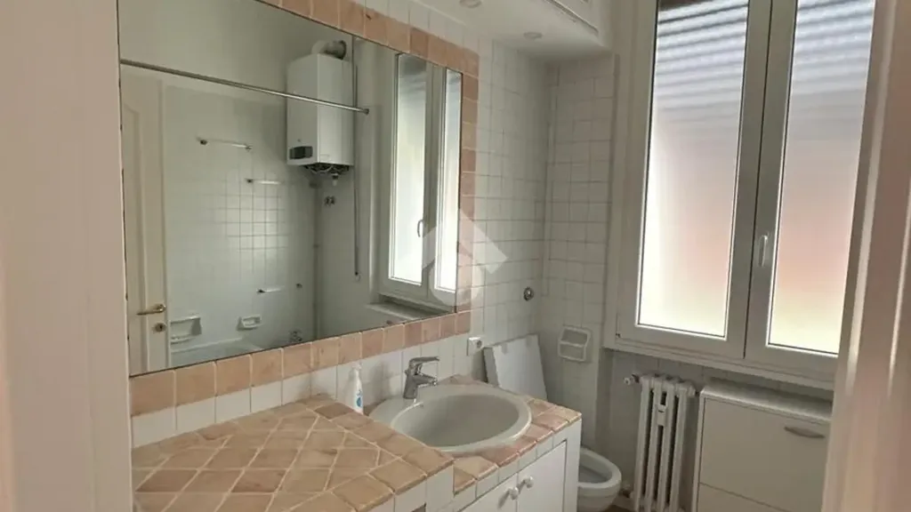 Vannitoad - Rented Duplex with Double Aspect in Rome