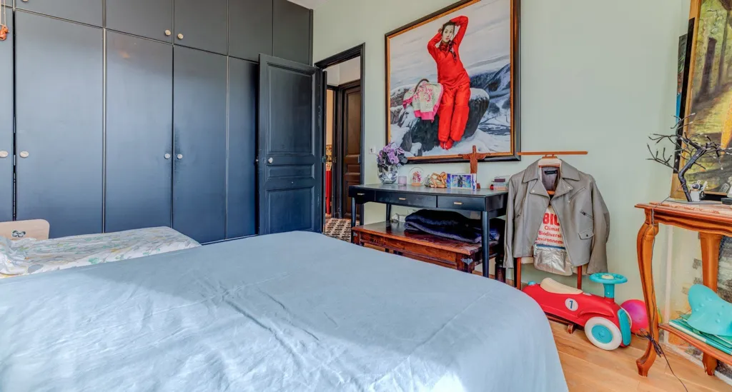 Magamistoad - Renovated 2-Bedroom Apartment in Nice Centre
