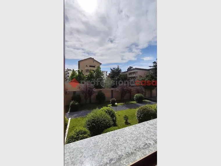 Giardino - Bright Trilocale with Terrace in Milan