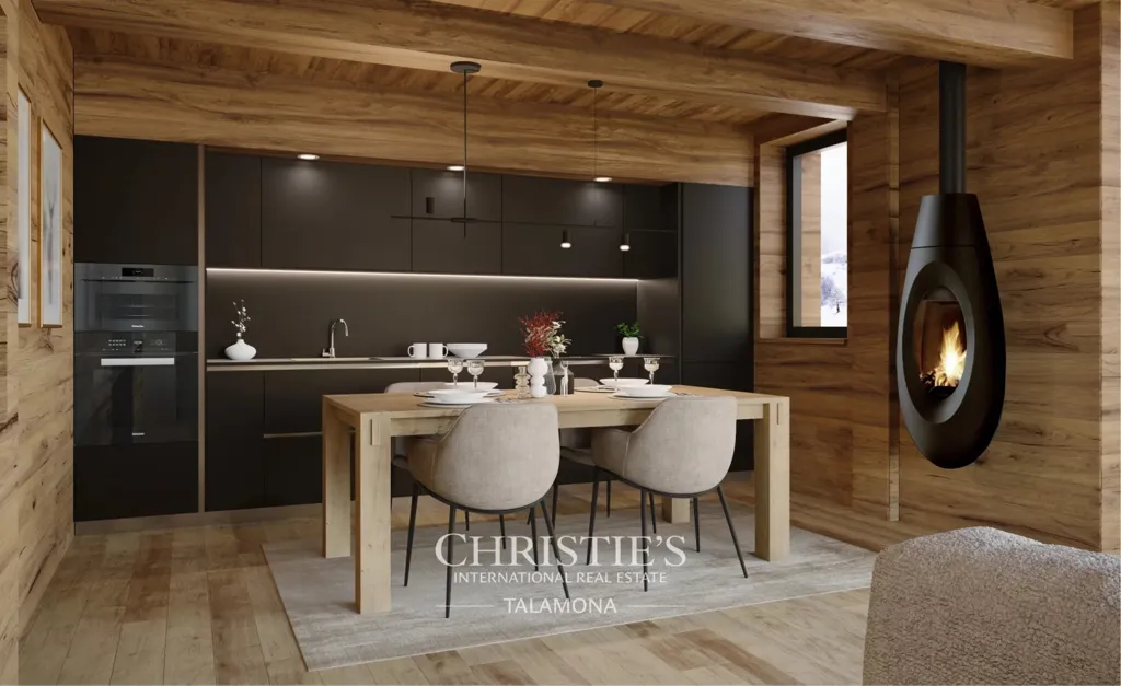 Dining Room - Luxury Chalet with Garden in Limone Piemonte
