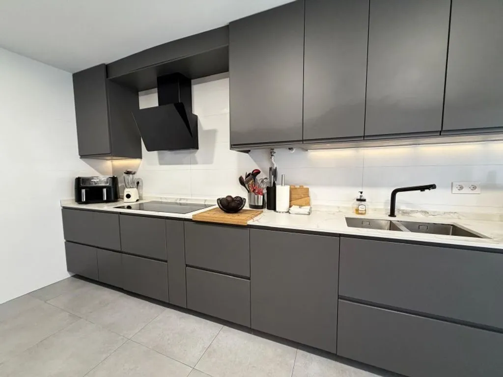 Cucina - Luxury Apartment with Ascender in Gijón Centre