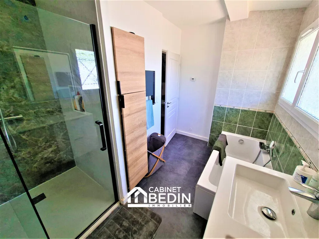 Bagni - House with Pool and Garden in Candresse