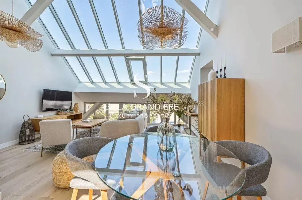 Söögituba - Duplex with Veranda View in Paris 16ème