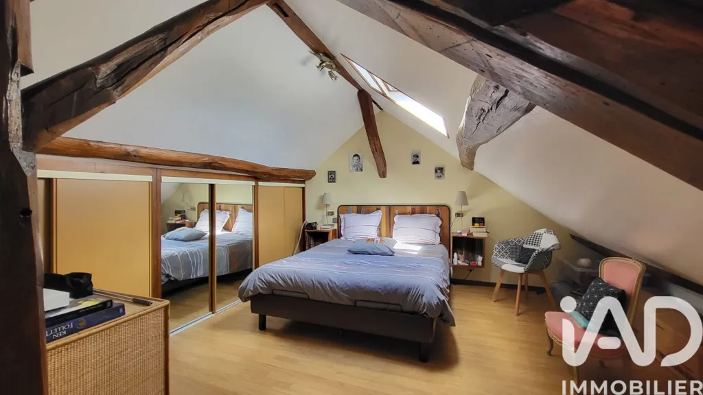 Camere da letto - Rustic Stone Villa with Terrace in Liverdy-en-Brie