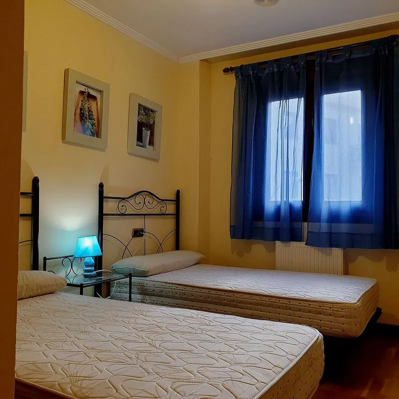 Chambres - 1-Bedroom Flat with Terrace in Gran Capitán