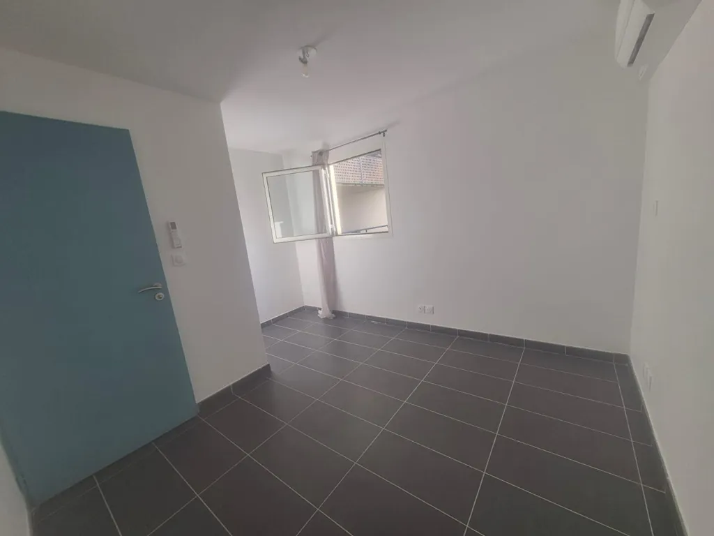 Pièces - Appartement T2 Centre-Ville Saint-Joseph