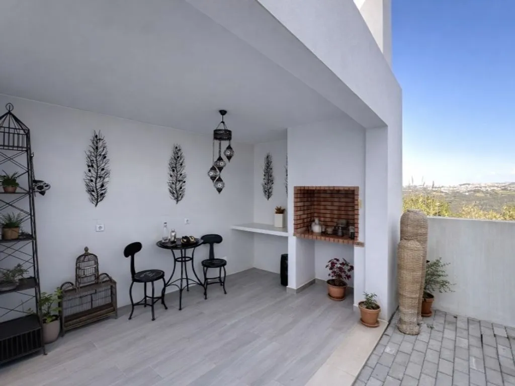 Terrasse - Contemporary Semidetached House in Mafra