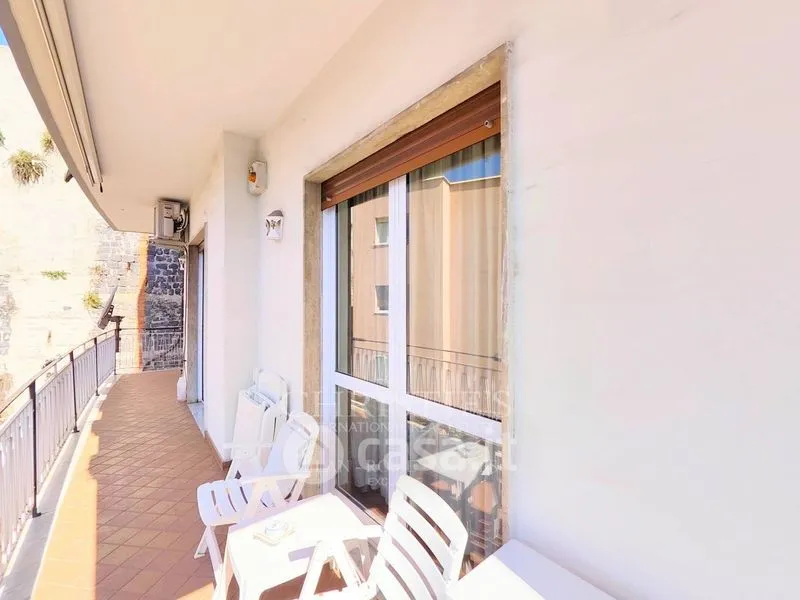 Rõdu - Apartment with Balcony in Chiaia, Naples