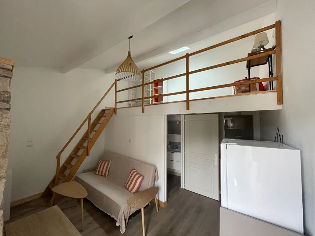 Séjour - Appartement Meublé au Centre de Ruffec