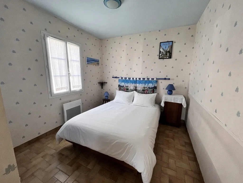 Bedrooms - Charming Flat-Plan House with Garden in La Couarde-sur-Mer