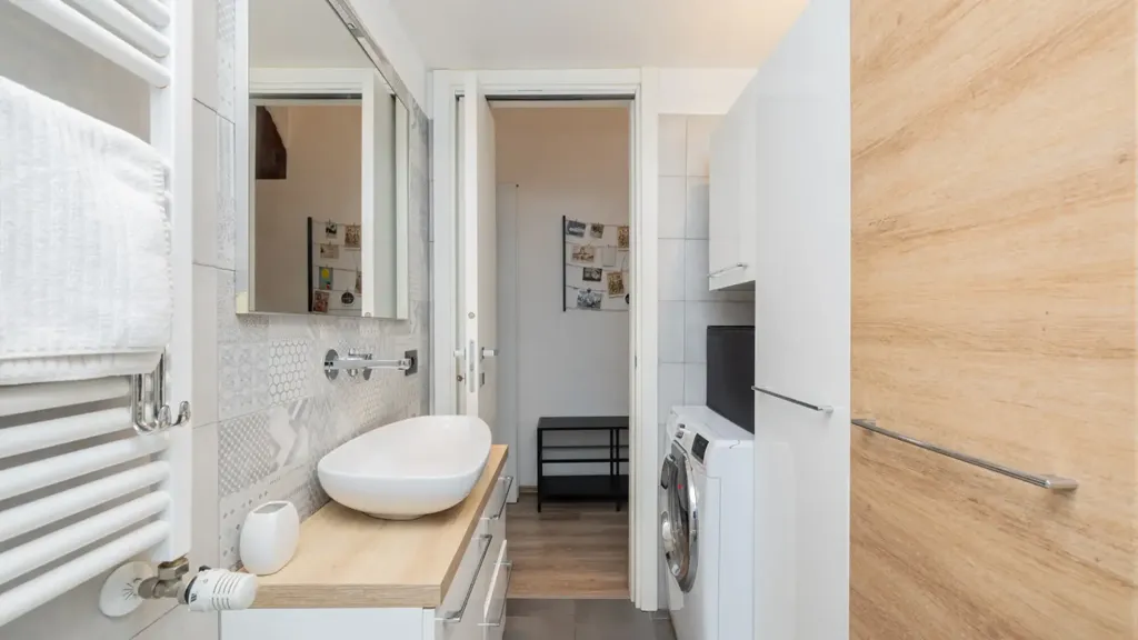 Bagni - Rustic-Style Flat with Terrace in Milan