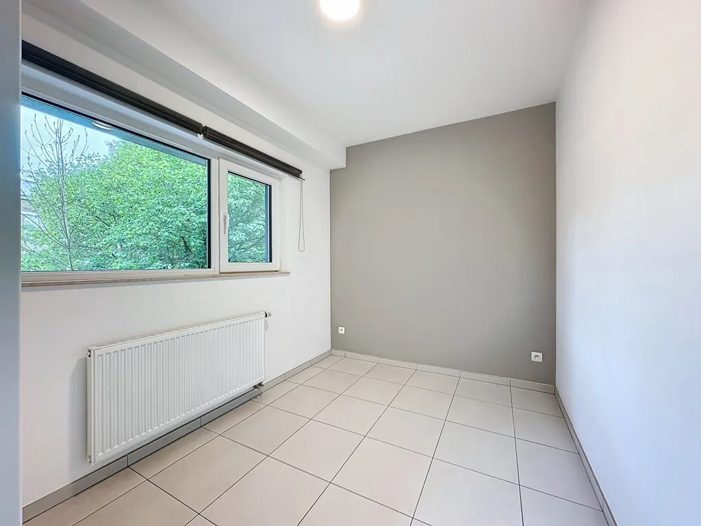 Toad - 1BR Apartment with Elevator in Marais Centre
