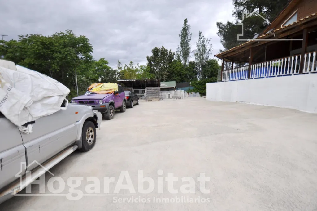 Extérieur - Semi-New Chalet with Terrace in Monserrat