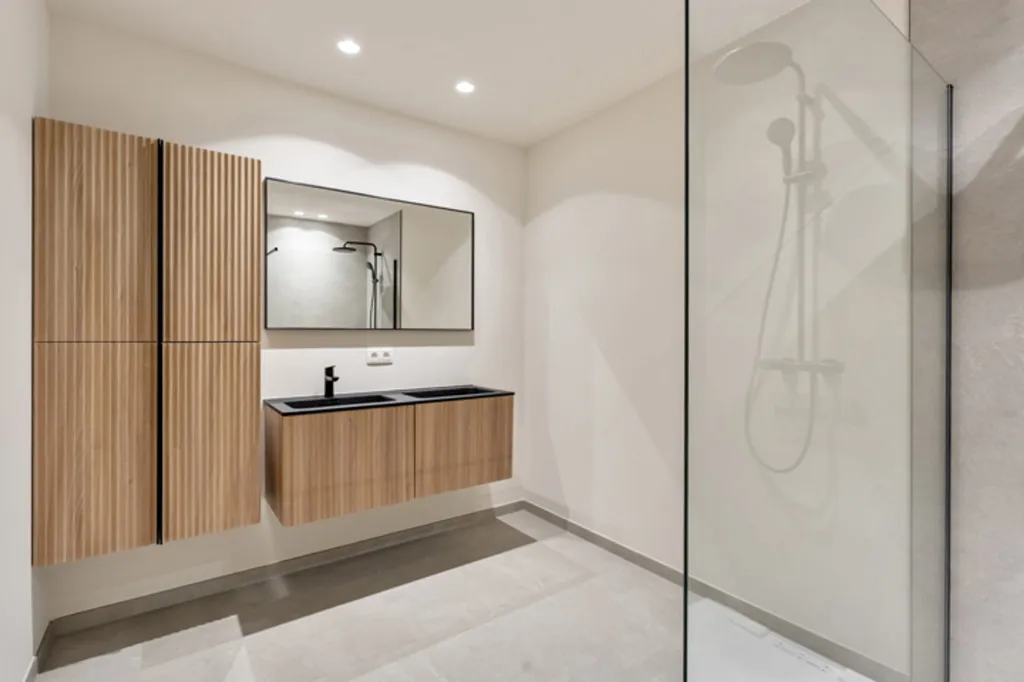 Salles de bain - Appartement Neuf avec Terrasse à Tongerlo
