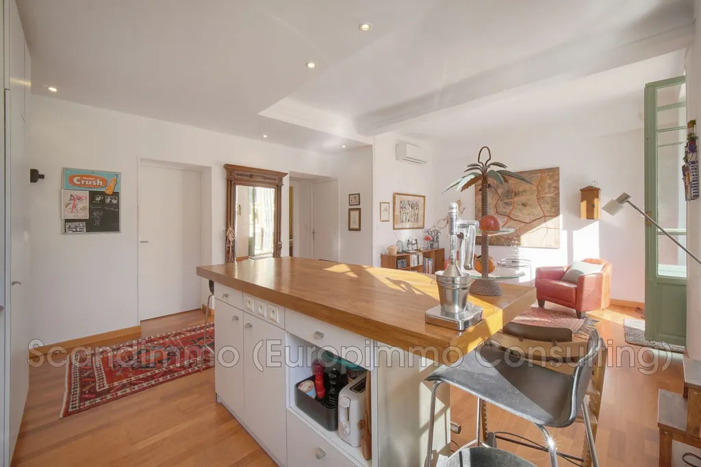 Kitchen - 3-Bed Apartment with South Terrace in Nice
