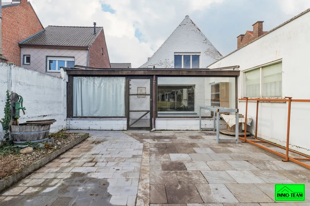 Aed - Renovateable 4-Faced House in Liedekerke