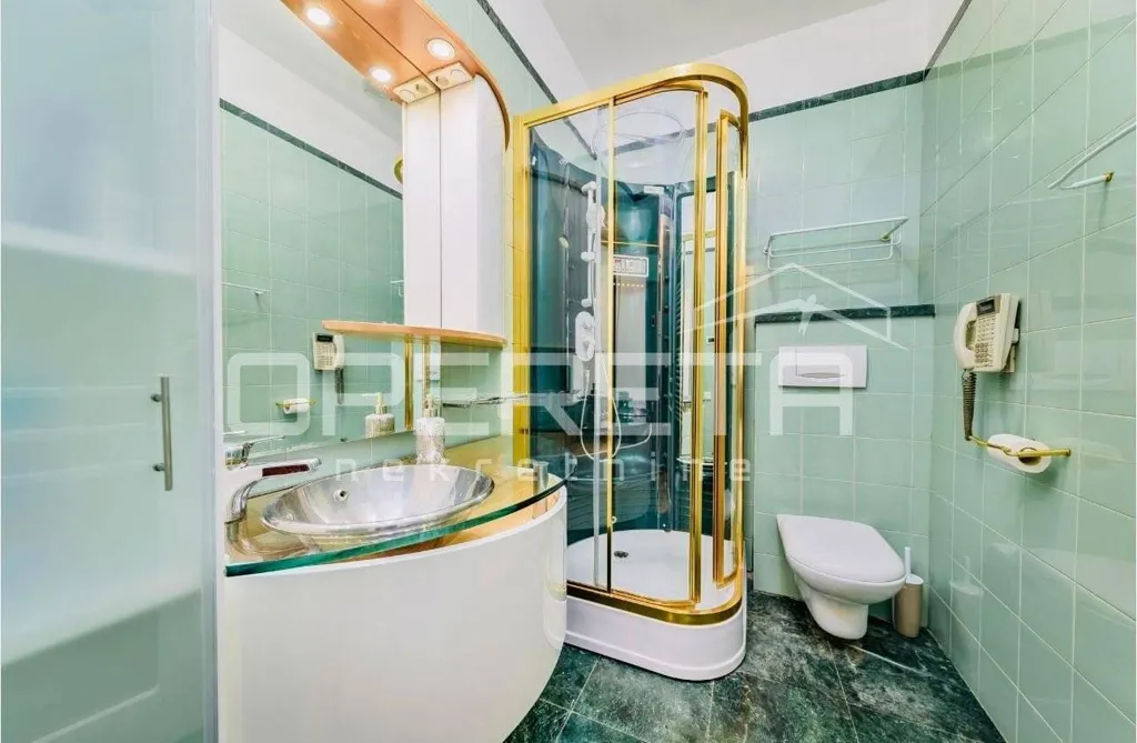 Vannitoad - Spacious Apartment with City View in Zagreb Centre