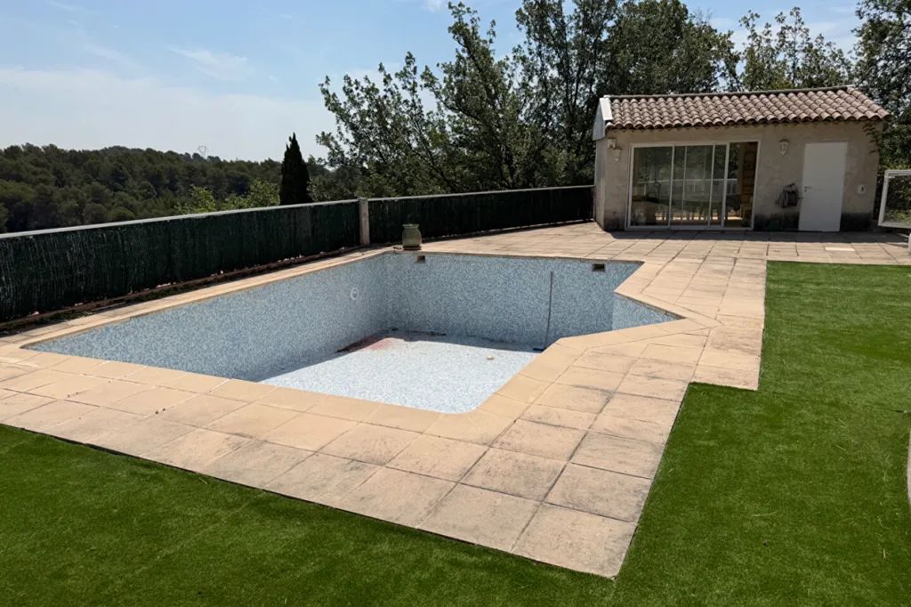 Piscina - Villa with Pool in La Gaude