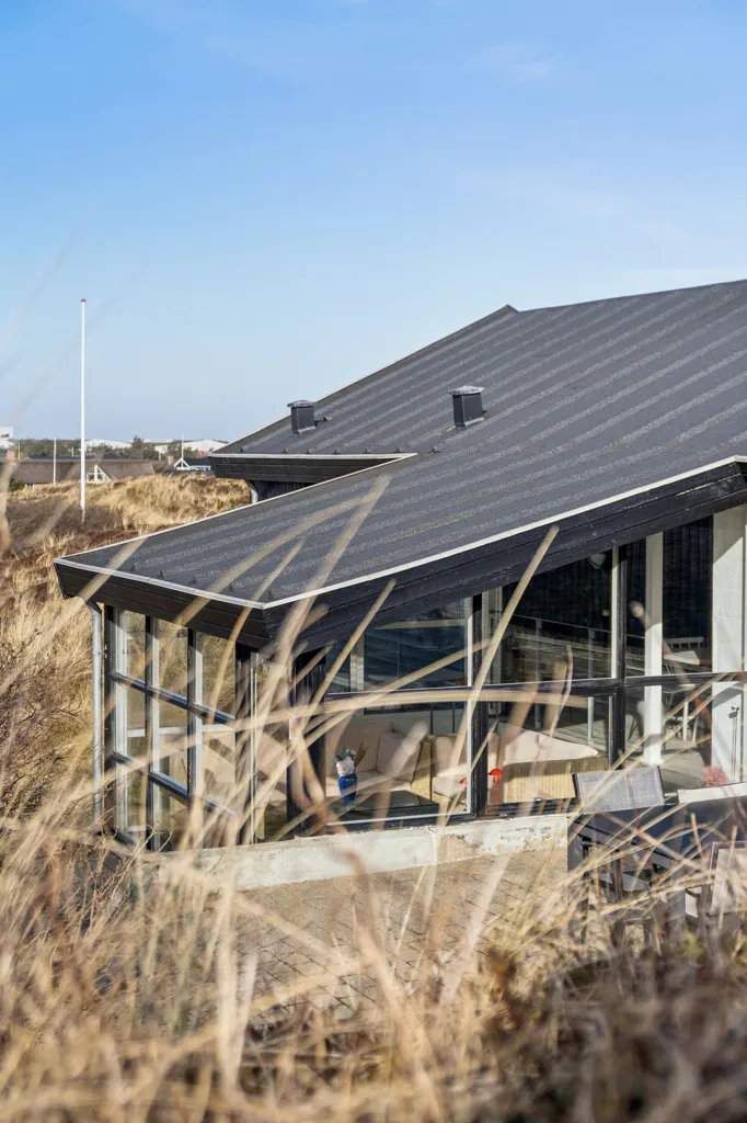 Välivaade - Cottage with Sea View in Søndervig