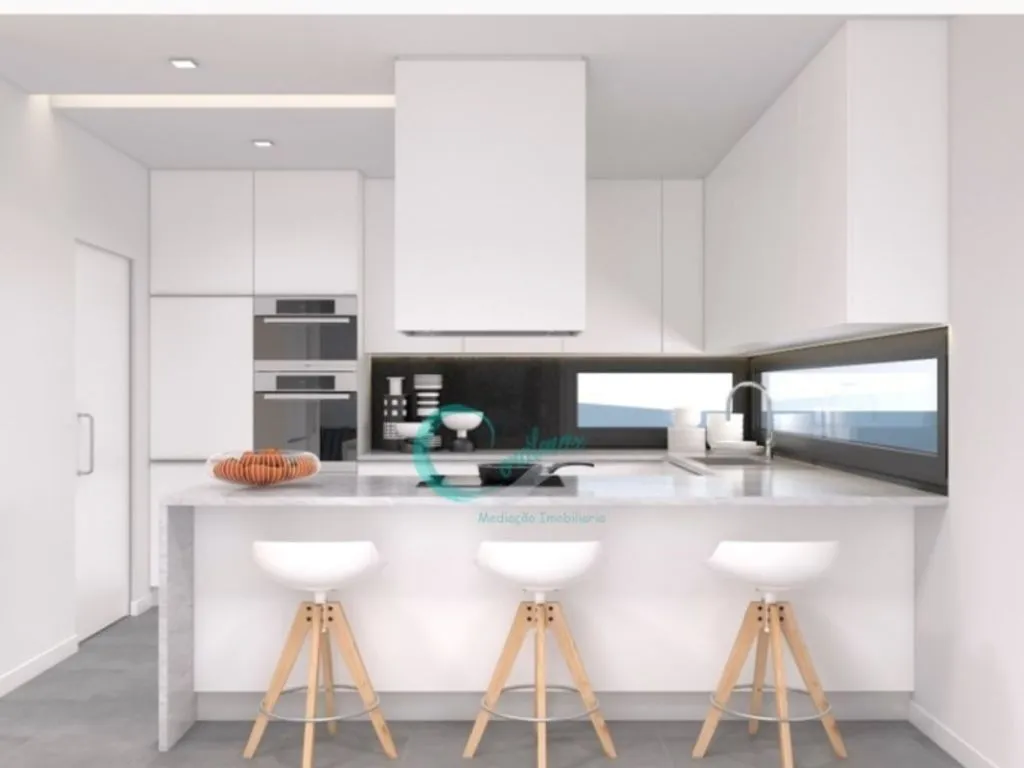 Köök - Luxury Flat with Balcony in Corroios