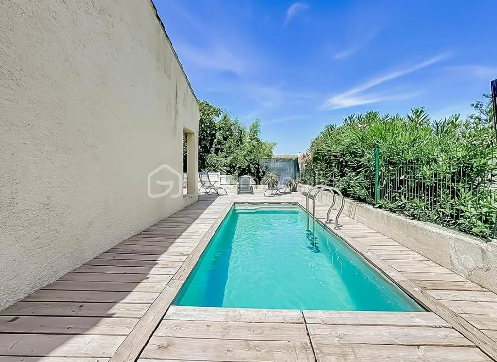 Piscina - Renovated Villa with Pool in Marseillan