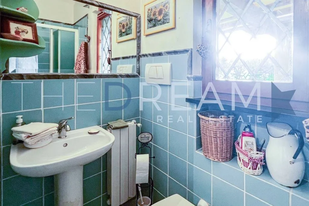 Salles de bain - Detached Villa with Private Garden in Forte dei Marmi