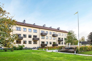 Jardin - 1948 Apartment with Balcony in Ängelholm