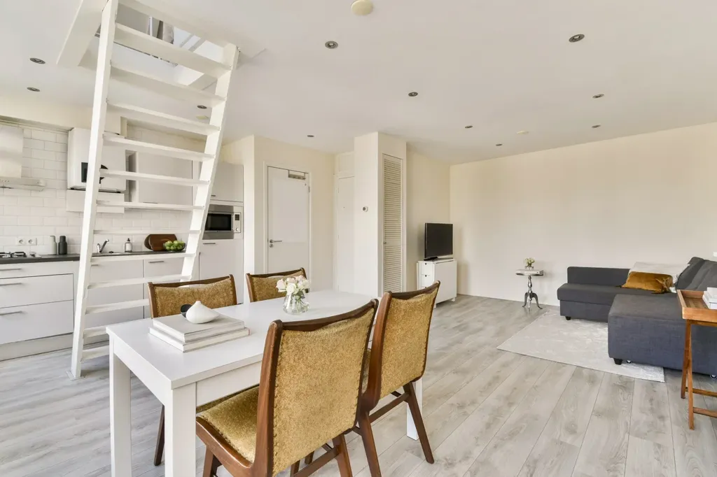Séjour - Galerijflat with Garden Access in Oud-West
