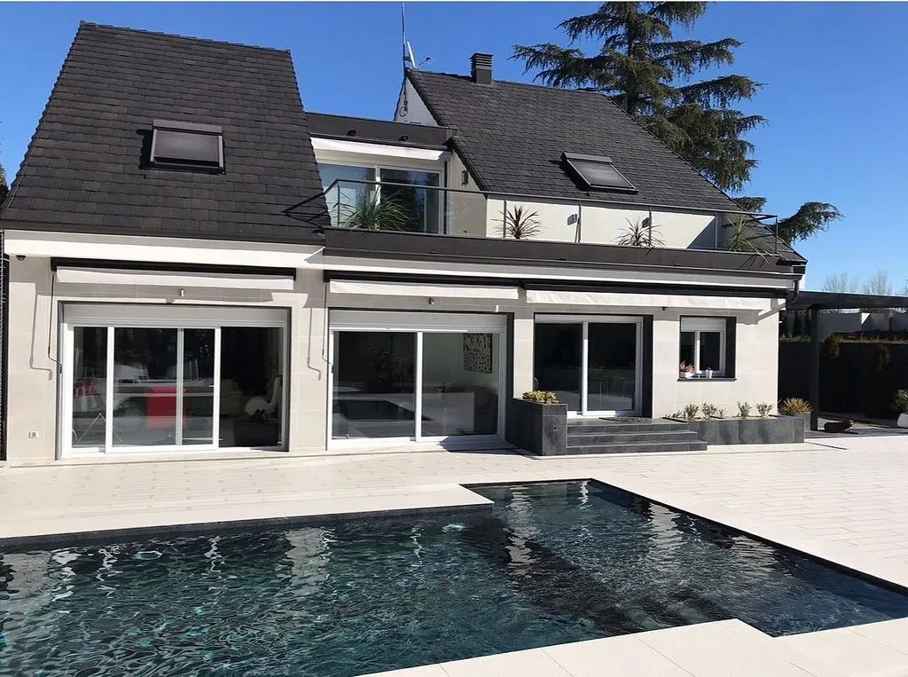 Bassein - Chalet with Pool and Terrace in La Moraleja