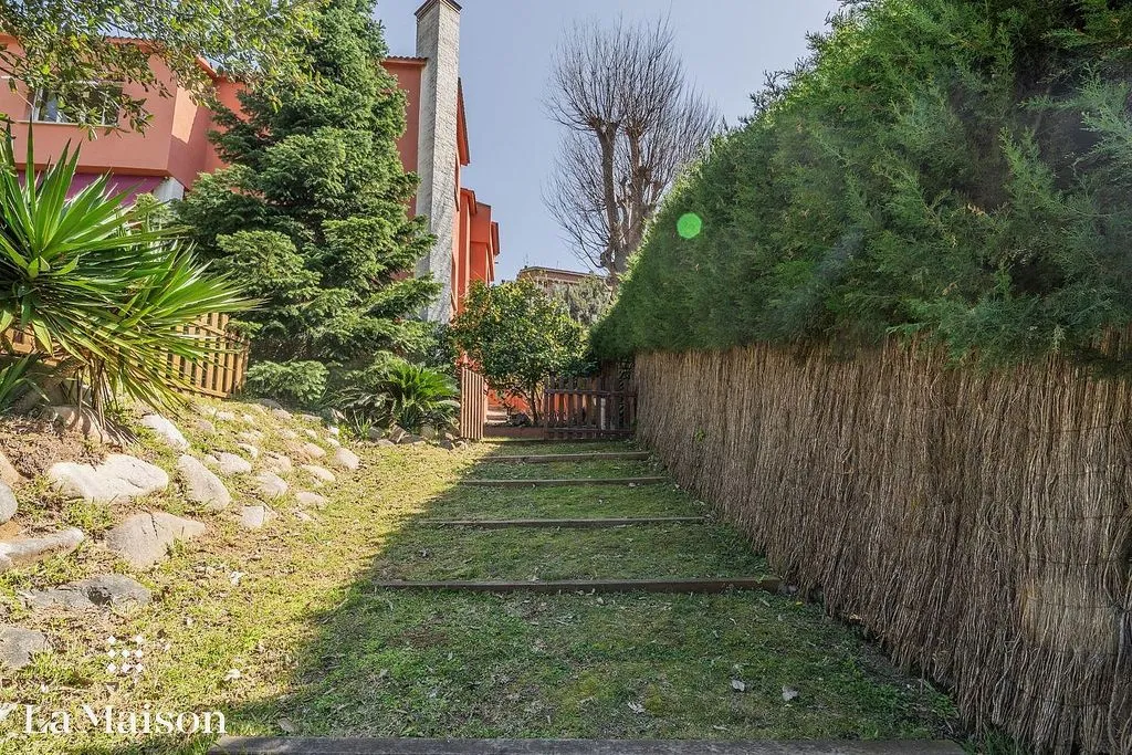 Garden - Luxury House with Pool in Arenys de Munt