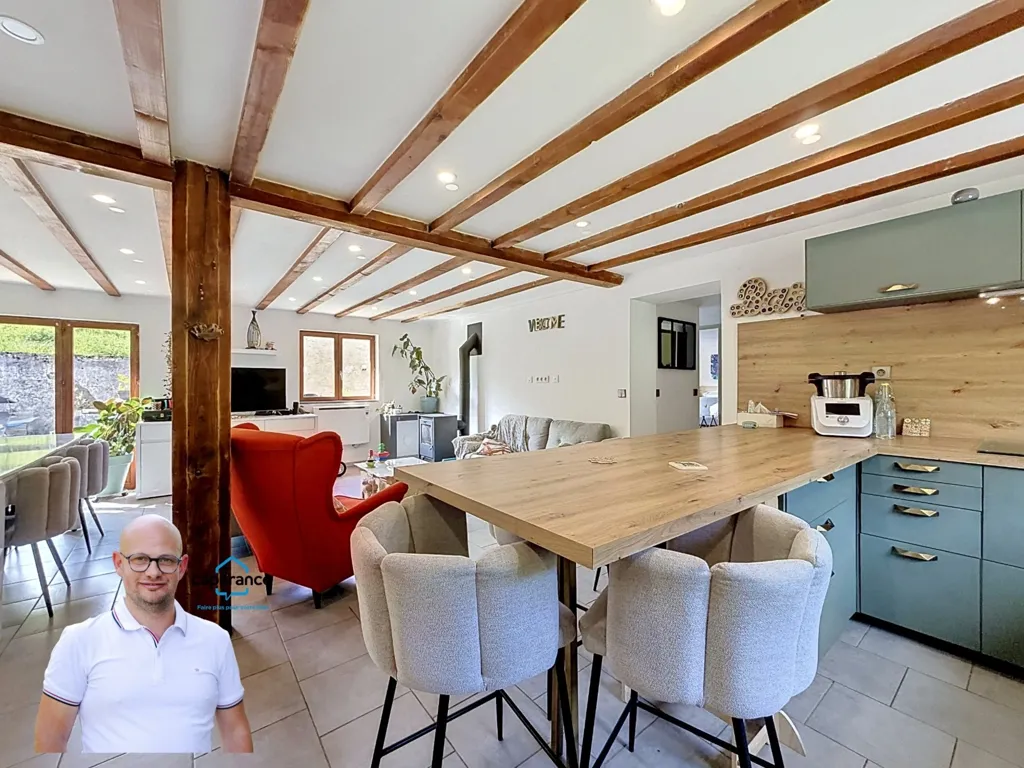 Köök - Spacious House with Garden in Saint-Béron