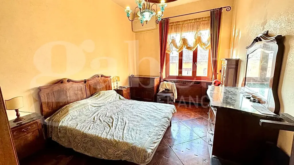 Chambres - 3-Bedroom Apartment with Parking in Rome