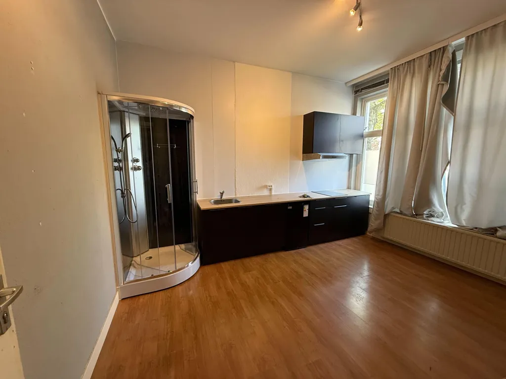 Kitchen - Studio Flat with Shared Facilities in Maastricht