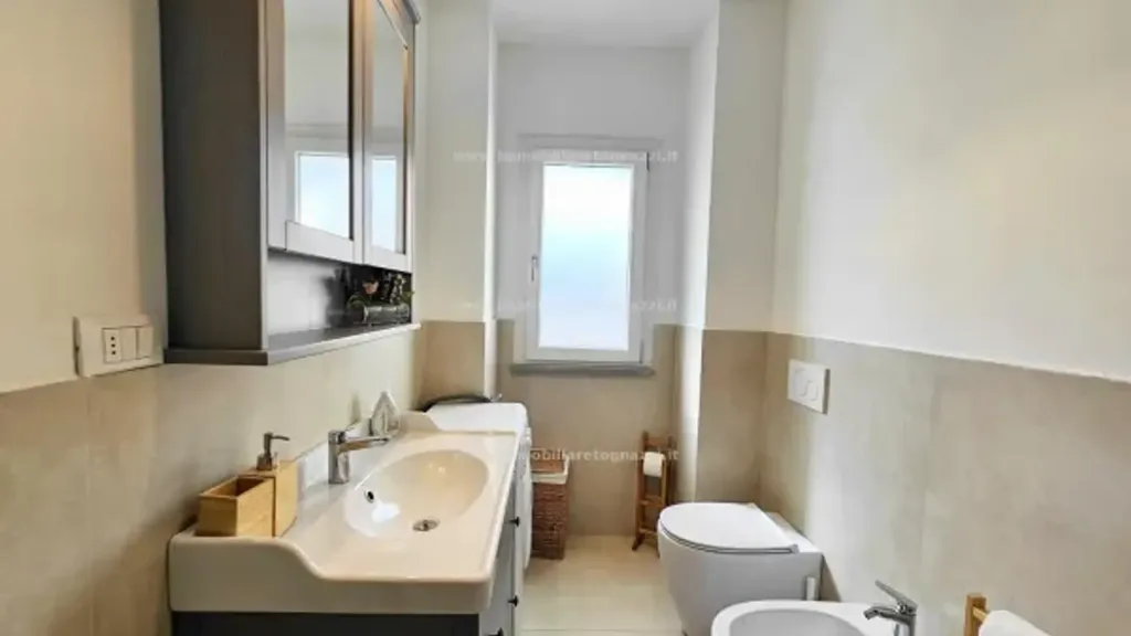 Salles de bain - Rustic Bilocale with Private Parking in Certaldo Centre