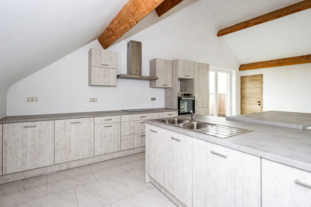 Köök - Penthouse with Terrace in Dour