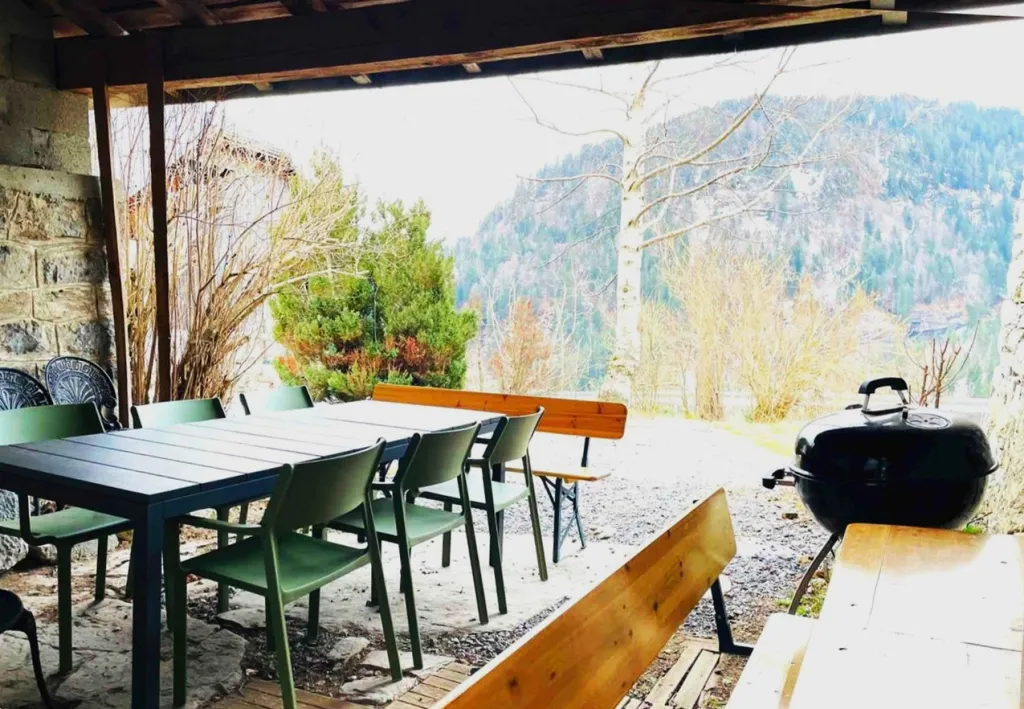 Terrass - Authentic Chalet with Grange in La Giettaz